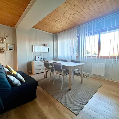 White - Center On Slopes