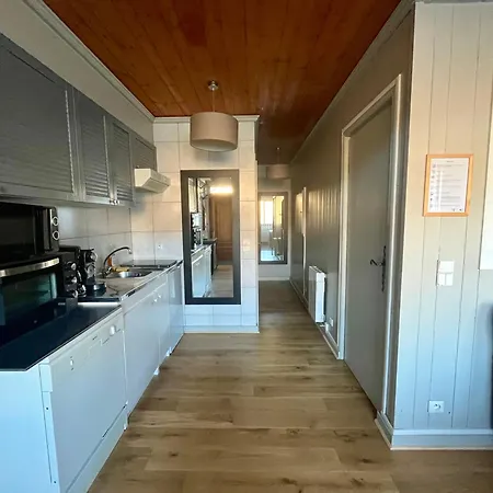 White - Center On Slopes Apartment *