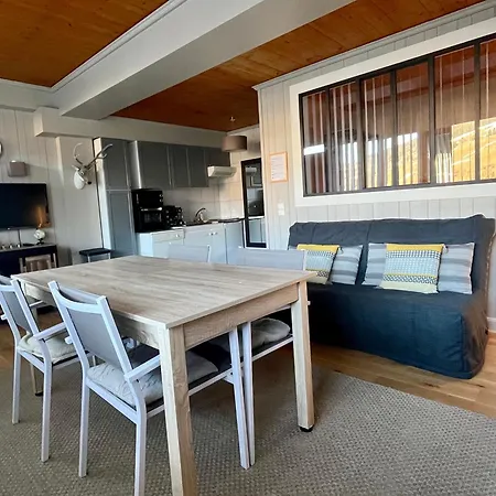 White - Center On Slopes Apartment