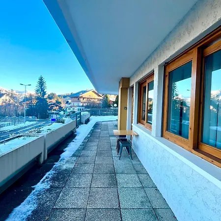 Apartment White - Center On Slopes