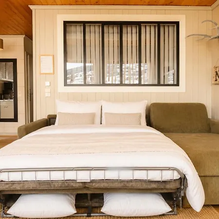 White - Center On Slopes Apartment